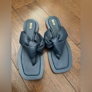 Chunky knot sandals